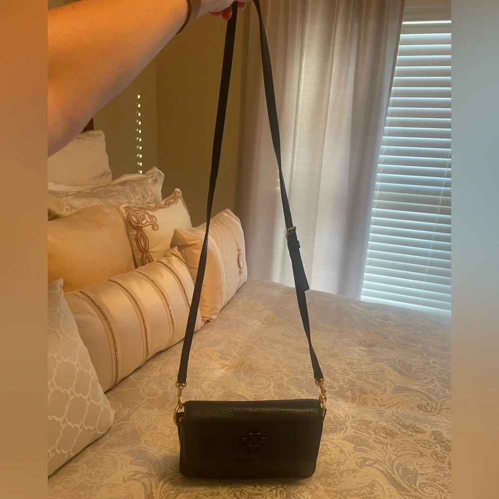 Tory Burch McGraw Crossbody Black - Picture 4 of 13